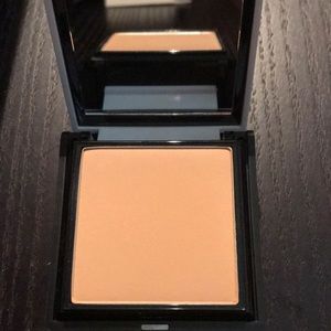 Benefit hello flawless powder